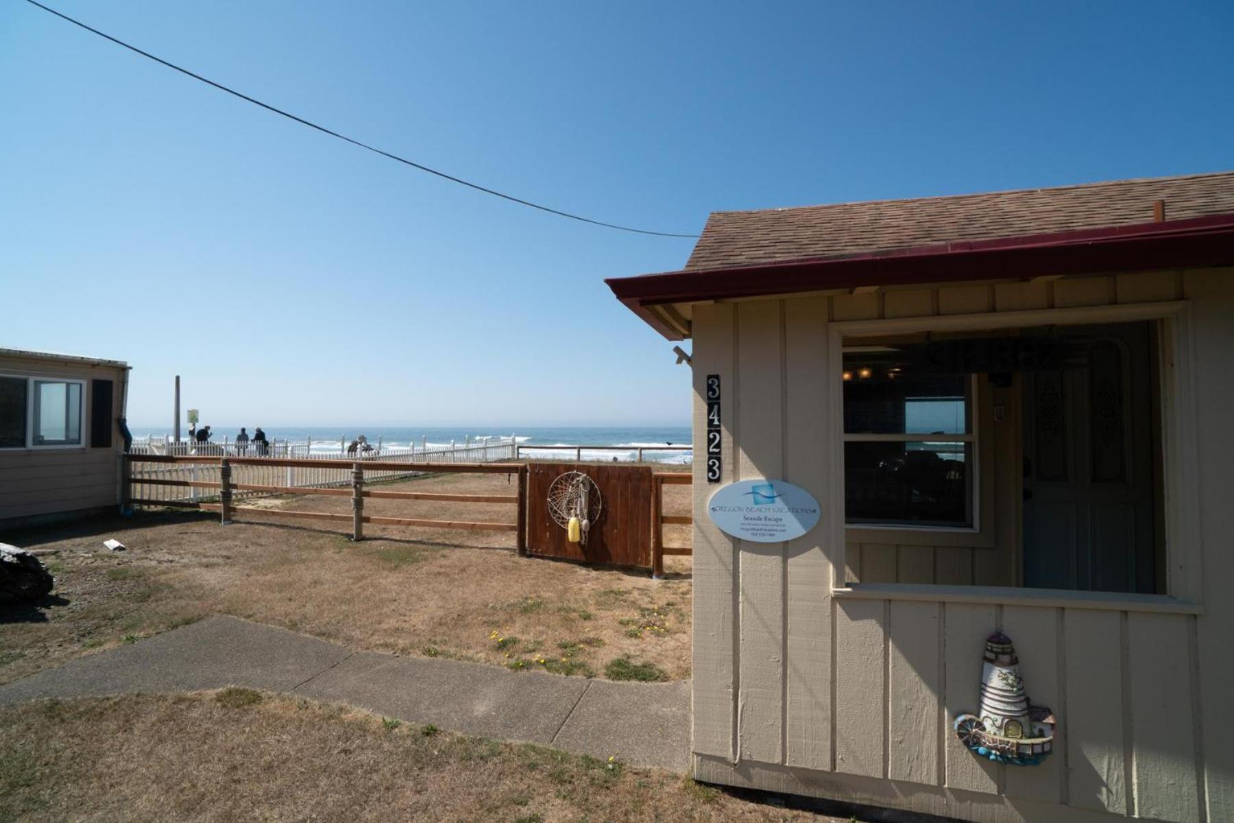 Seaside Escape Villa Lincoln City Exterior photo